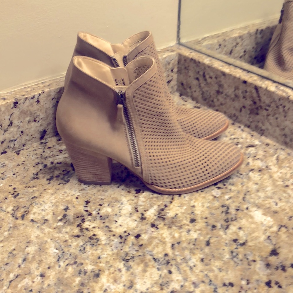 Paul Green Lasercut Booties